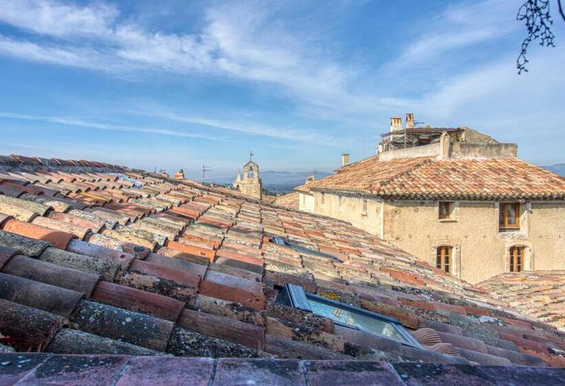 فندق Hôtel Restaurant Les Remparts