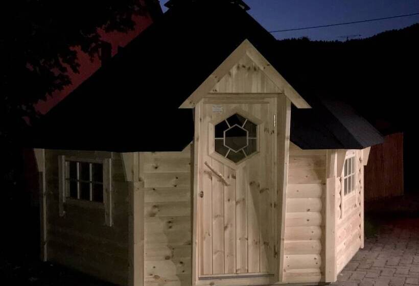 Отель Logis Auberge De La Poirie