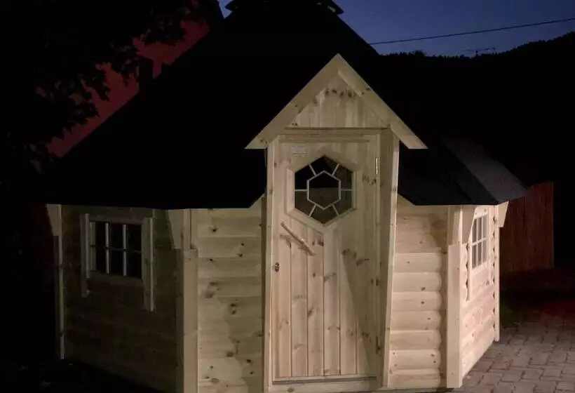 ホテル Logis Auberge De La Poirie