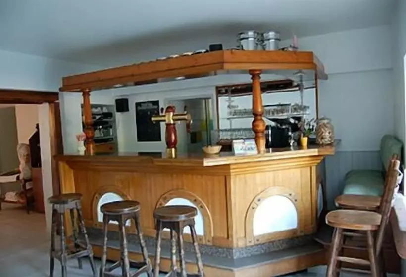 ホテル Logis Auberge De La Poirie