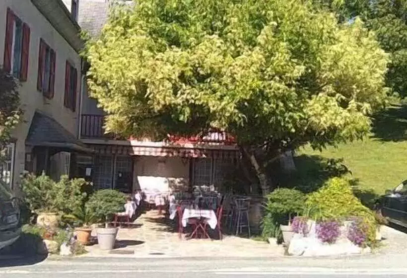 酒店 Logis L'auberge Basque