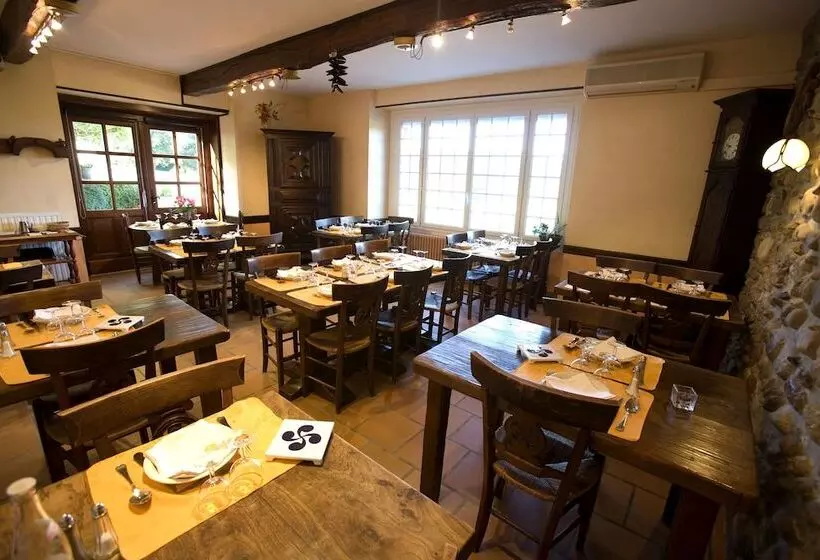 酒店 Logis L'auberge Basque