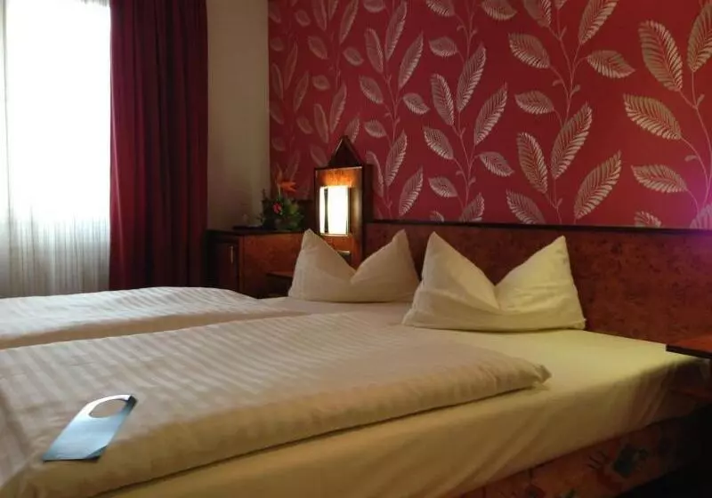 Отель Miramar Am Römer