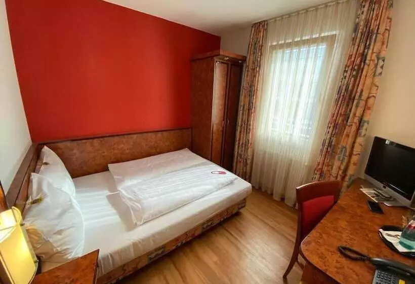 Отель Miramar Am Römer