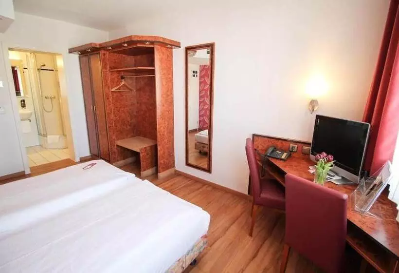 Отель Miramar Am Römer