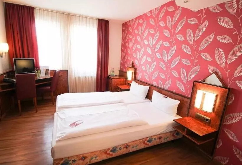 Отель Miramar Am Römer