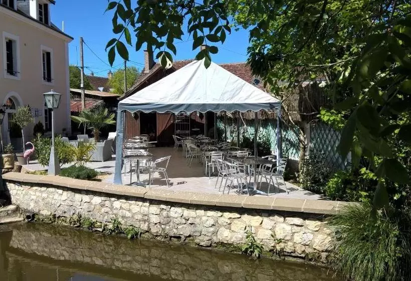 فندق Hôtel Restaurant Le Moulin De La Renne Adults Only Proche Zoo De Beauval