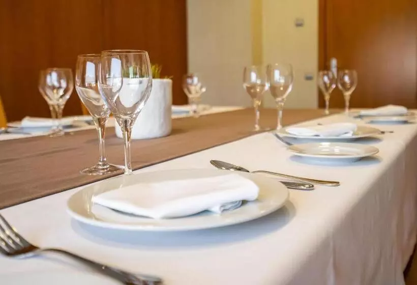 فندق Posadas De Espana Malaga