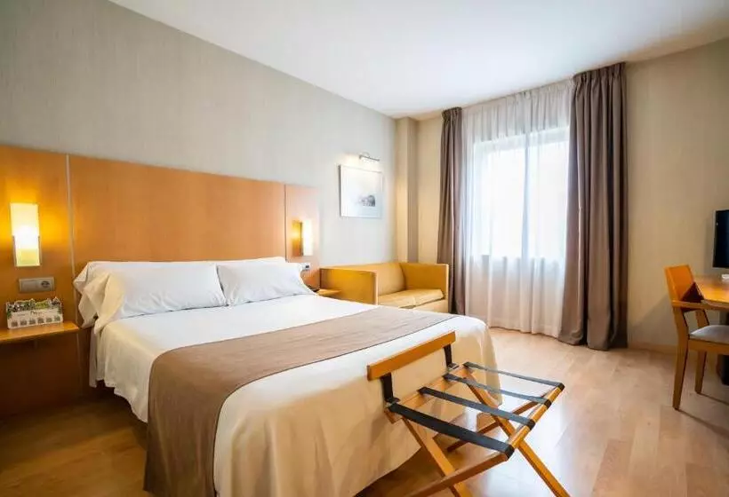 فندق Posadas De Espana Malaga