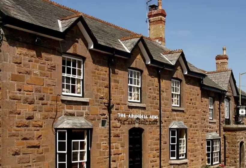 Отель The Arundell