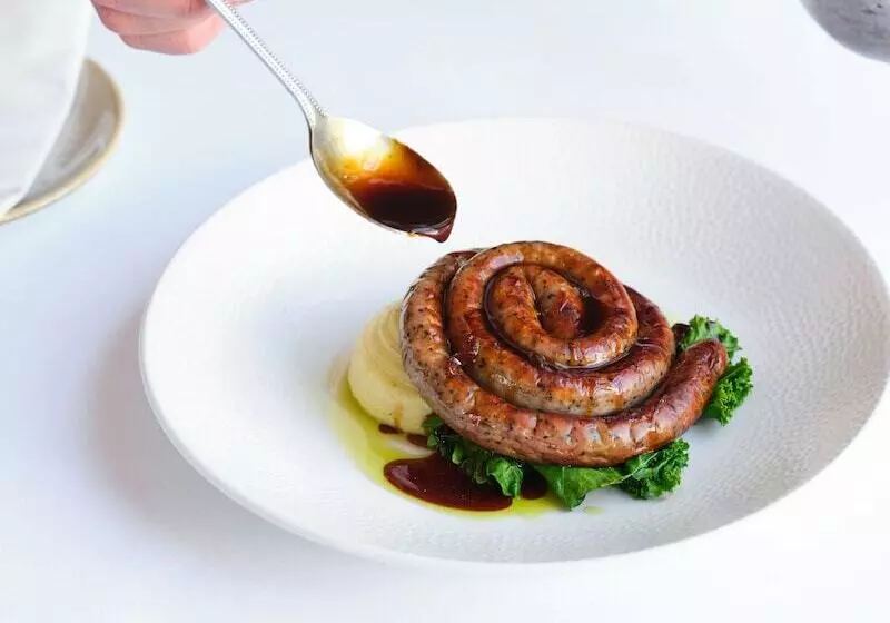 Отель The Arundell