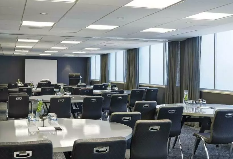 בית מלון כפרי W Chicago  Lakeshore