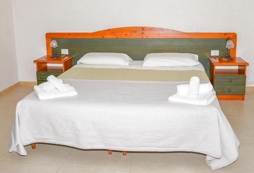 مبيت وإفطار Tenuta Calitre