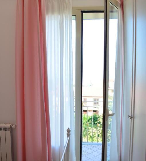 تختخواب و صبحانه Villa Longardi