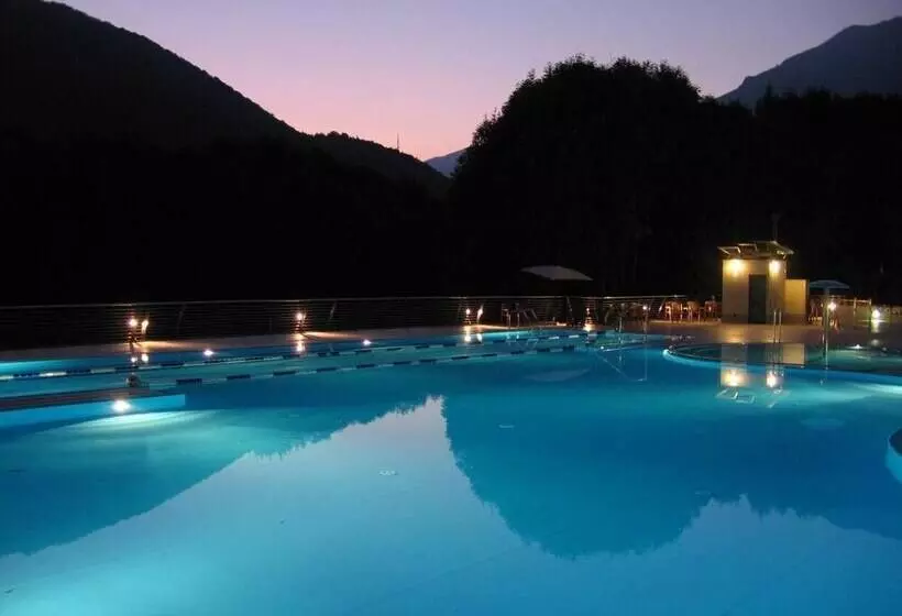 Hotelli Campeggio Valle Gesso