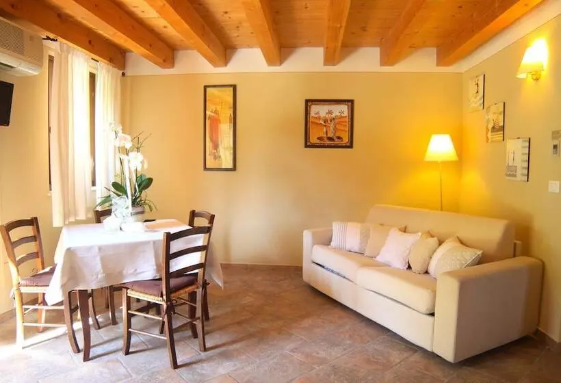 田舎風ホテル Agriturismo Corte Zenati