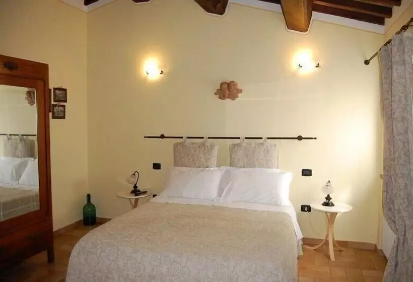 Maaseutuhotelli Agriturismo Santa Caterina