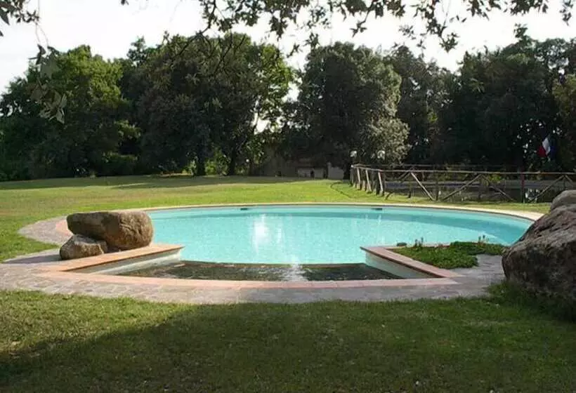 Maaseutuhotelli Agriturismo Tisignana
