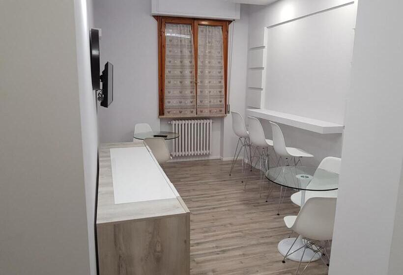 膳宿费 Affittacamere Umberto I