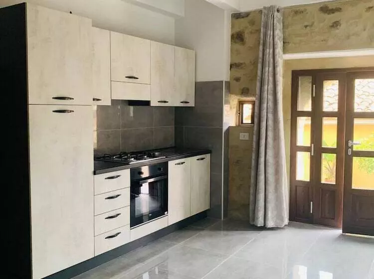 ベッドアンドブレックファースト Casa Castello