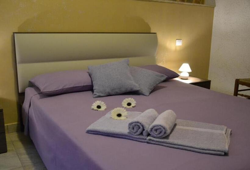 Pensione Affittacamere La Tavernetta