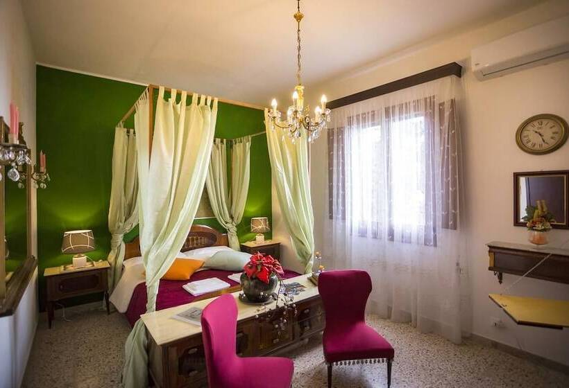 بنسيون The Villa Of Artists