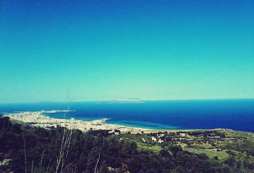 ペンション The Villa Of Artists