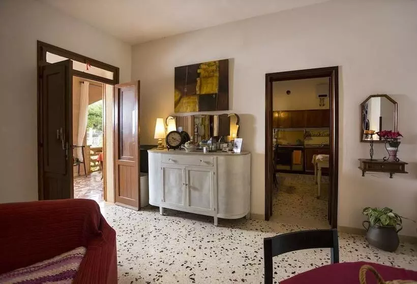 ペンション The Villa Of Artists