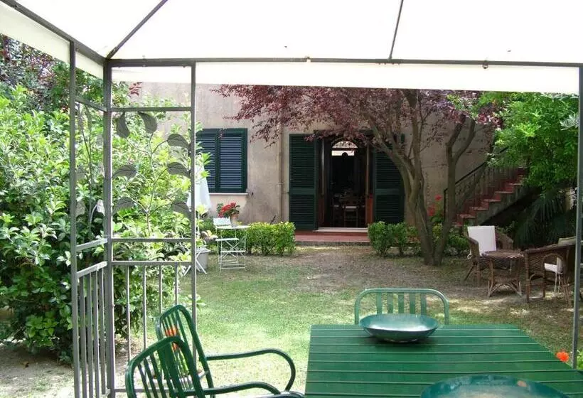 Aamiaismajoitus (B&B) Arco Di San Francesco