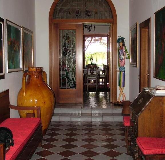 مبيت وإفطار Arco Di San Francesco