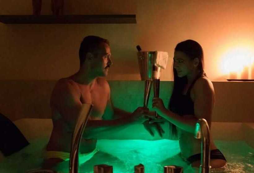 تختخواب و صبحانه Dimora Charleston Lecce Parcheggio Privato In Loco Gratis