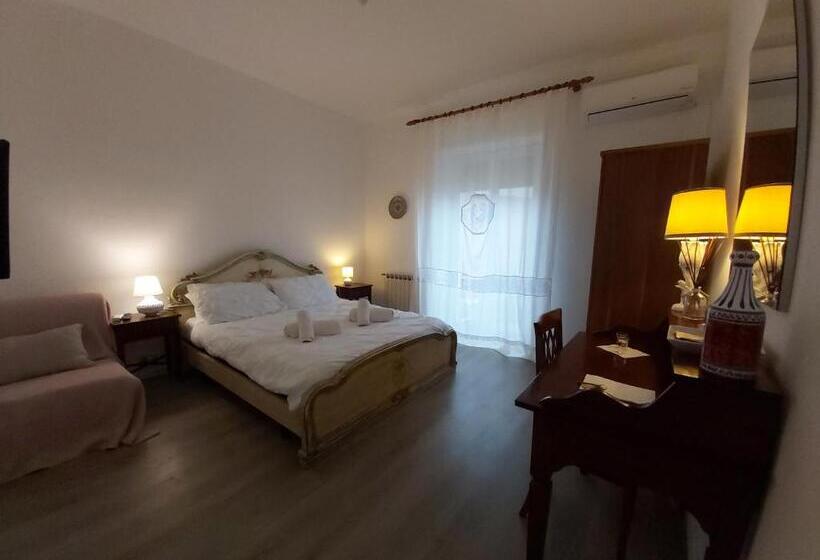 ベッドアンドブレックファースト La Guardiola Di Angela E Nino