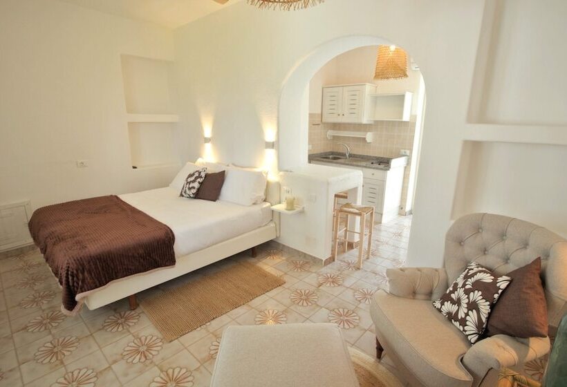 تختخواب و صبحانه Ravino Secret Retreat