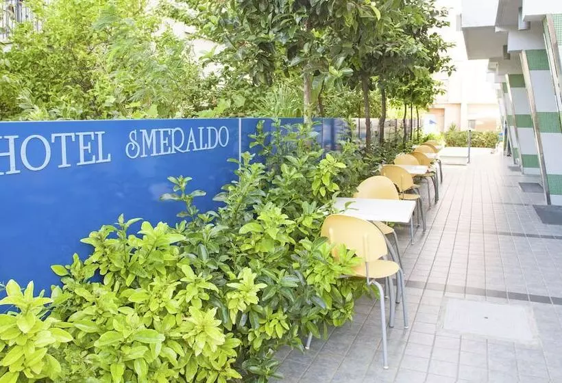 ホテル Smeraldo