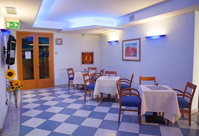 בית מלון כפרי Smeraldo