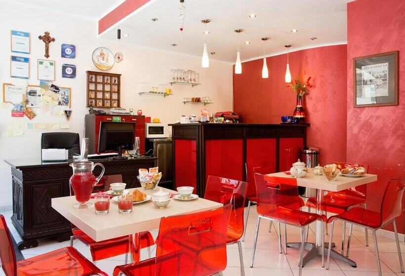 פנסיון Sosta Dei Garibaldini