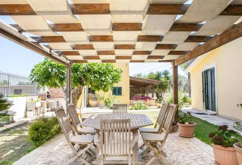 Aamiaismajoitus (B&B) Casolare I Tre Ulivi