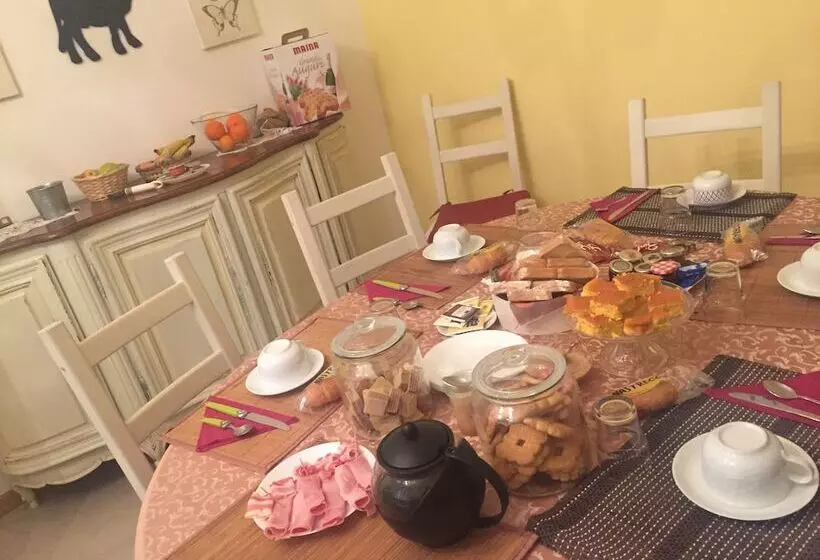 تختخواب و صبحانه Da Noi