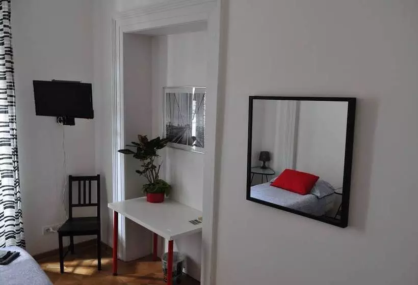 تختخواب و صبحانه Da Noi