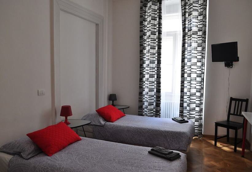 تختخواب و صبحانه Da Noi