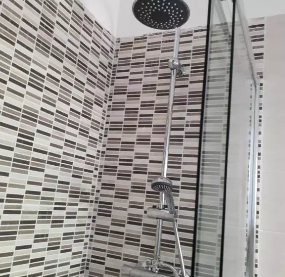 Aamiaismajoitus (B&B) Le Camere Di Sabrina Con Bagno In Camera