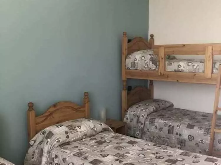 Cascina Monte Diviso   Hostel