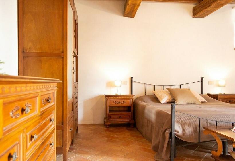 בית מלון כפרי Le Vignacce