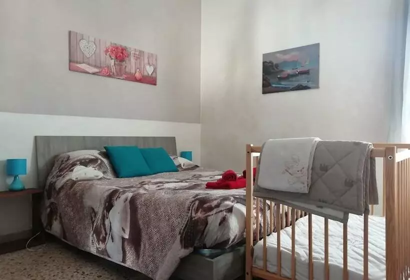پانسیون Amélie House