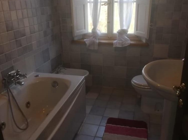 پانسیون Villa Tiglio