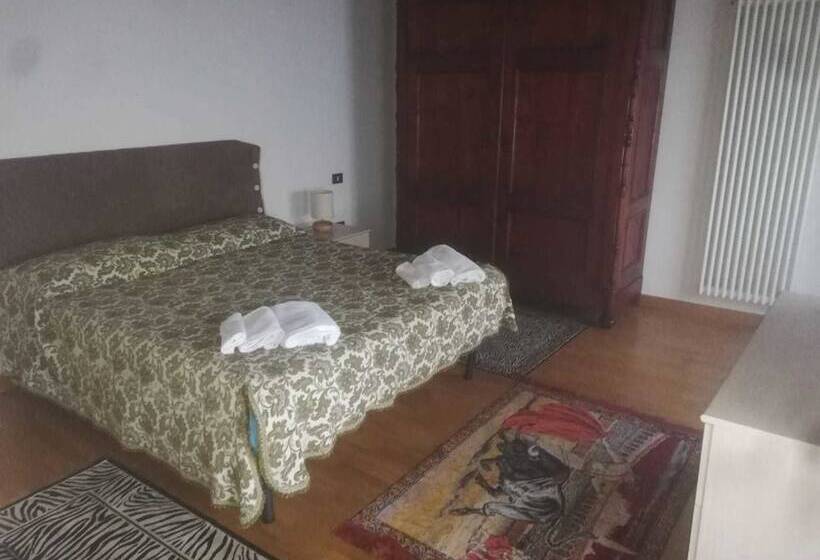 پانسیون Villa Tiglio