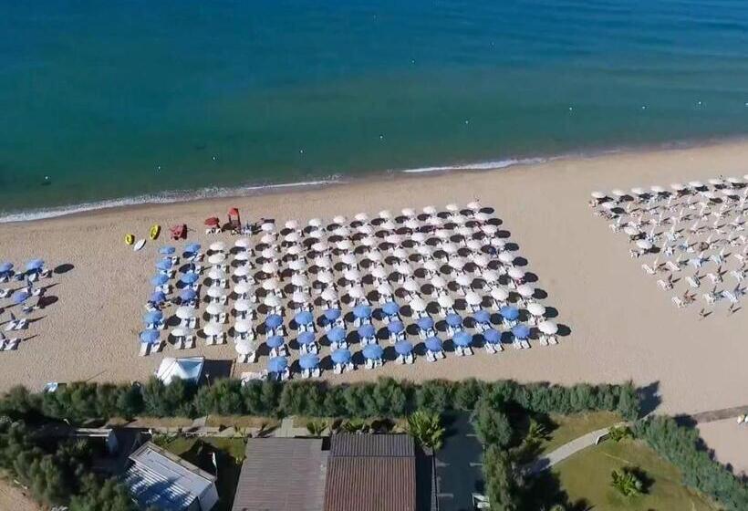 استراحتگاه Residence Poseidon Villaggio