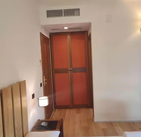 Aamiaismajoitus (B&B) Altana