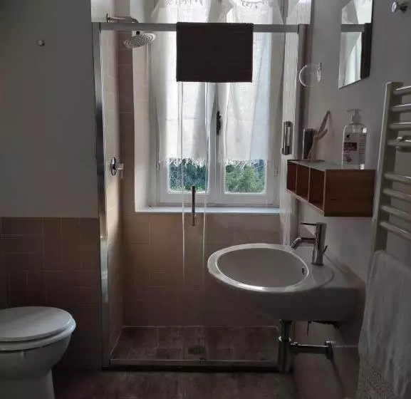 تختخواب و صبحانه Villa Eugenia