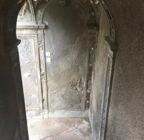 تختخواب و صبحانه Villa Eugenia